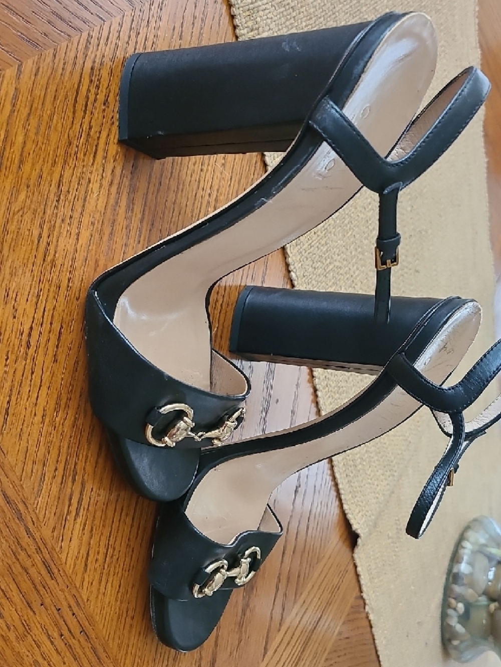 Gucci Black Leather Block Heel Sandals with Gold Horsebit - Picture 10 of 10